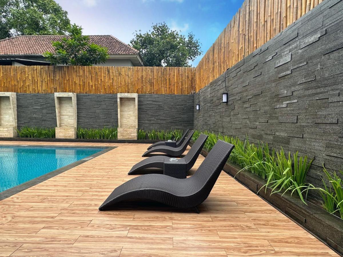 Yasmin Hotel Karawaci Tangerang Exteriör bild