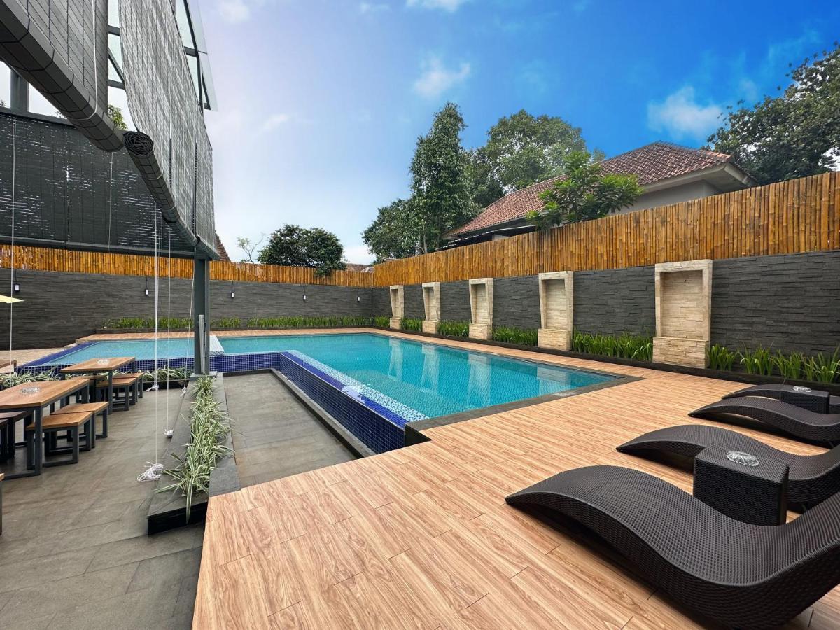 Yasmin Hotel Karawaci Tangerang Exteriör bild
