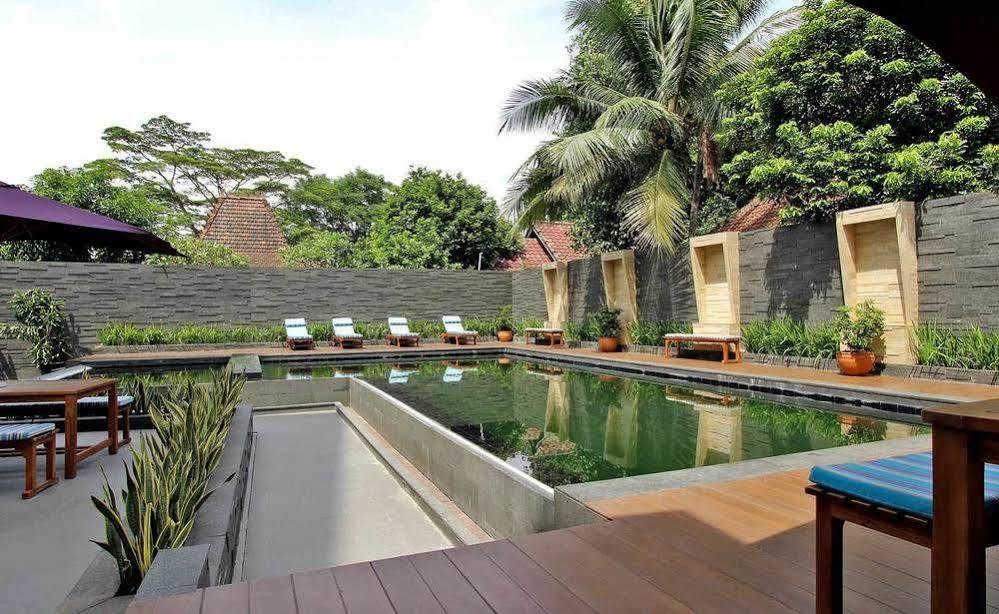 Yasmin Hotel Karawaci Tangerang Exteriör bild